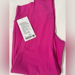 NWT - Lululemon 25” Align Pant